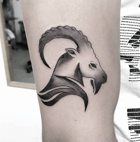 30+ Unique Capricorn Tattoo Designs With Best Placement Ideas Unique Capricorn Tattoo, Capricorn Tattoo Designs, Goat Leg, Tattoo Goat, Capricorn Constellation Tattoo, Capricorn Tattoos, Beautiful Back Tattoos, Little Prince Tattoo, Sea Goat