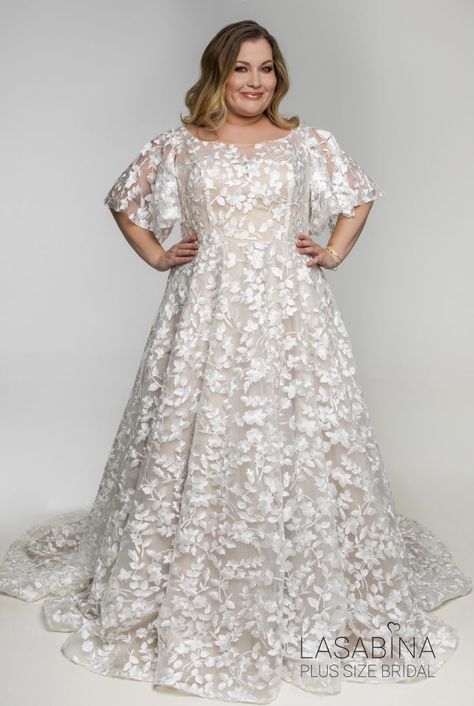 Unique Plus Size Wedding Dresses Bohemian, Non Traditional Wedding Dress Plus Size, Fat Bride, Unique Plus Size Wedding Dresses, Elegant Long Sleeve Wedding Dresses, Plus Size Bridal Gowns, Wedding Dress Suit, Plus Wedding Dresses, 2nd Wedding