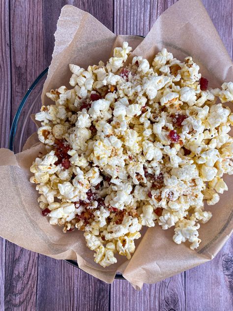 Pancetta & Parmesan Popcorn - Tastefully Grace Parmesan Popcorn, Crispy Pancetta, Popcorn Recipe, Popcorn Seasoning, Popcorn Recipes, Gluten Free Cheese, Blank Canvas, Fun Snacks, Appetizers Easy