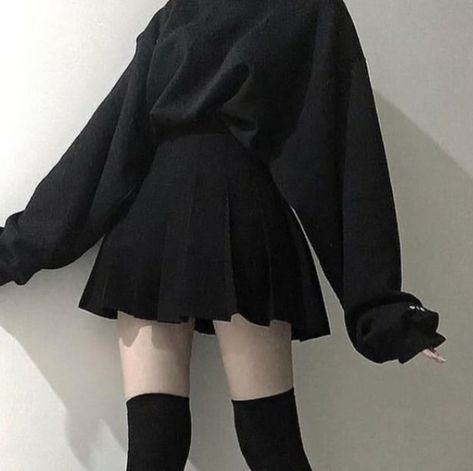 Dark Outfits, Kawaii Fashion Outfits, Tomboy Style Outfits, Mode Inspo, Tomboy Fashion, Really Cute Outfits, Edgy Outfits, Casual Style Outfits, Kawaii Fashion