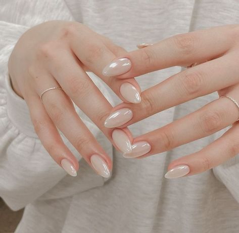 Subtle Nails, Simple Gel Nails, Minimal Nails, روتين العناية بالبشرة, Neutral Nails, Bridal Nails, Elegant Nails, Chic Nails, Chrome Nails