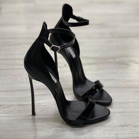 Platform Heel Boots, Trending Summer Nails, Kasut Tumit Tinggi, Shoes For Wedding, High Heel Sandals Platform, Pretty Heels, Fancy Heels, Heels Collection, Dr Shoes