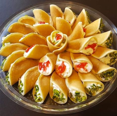 Happy #CooksCookFanFriday ! Today we are featuring Mervat’s Katayef Asafiri. This delicious dessert is made of middle eastern style mini pancakes stuffed with a delicious cream and garnished with chopped pistachios. Find the recipe at the link in our bio 🔗 Katayef Recipe, Lebanese Sweets, Egyptian Desserts, Middle Eastern Dessert, Lebanese Desserts, Middle Eastern Cuisine, Berry Dessert Recipes, Turkish Sweets, Middle East Food