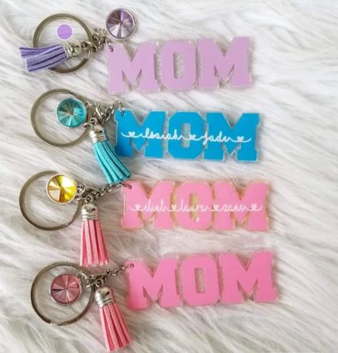 Image by ALEXCRAFT. 3PCS Mom Dad Mold Resin with 5PCS Keychain Tassels for DIY craft Glitter Keychains, Mama Keychain, Diy Keychains, Keychain Charms, Keychain Custom, Personalised Badges, Mom Keychain, Acrylic Keychains, Epoxy Resin Crafts