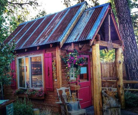 ☮ American Hippie Bohéme Boho Lifestyle ☮ Building A Storage Shed, Tiny House Blog, Free Shed Plans, Boho Lifestyle, Backyard Sheds, She Sheds, Doors And Windows, Cabins And Cottages, House Landscape