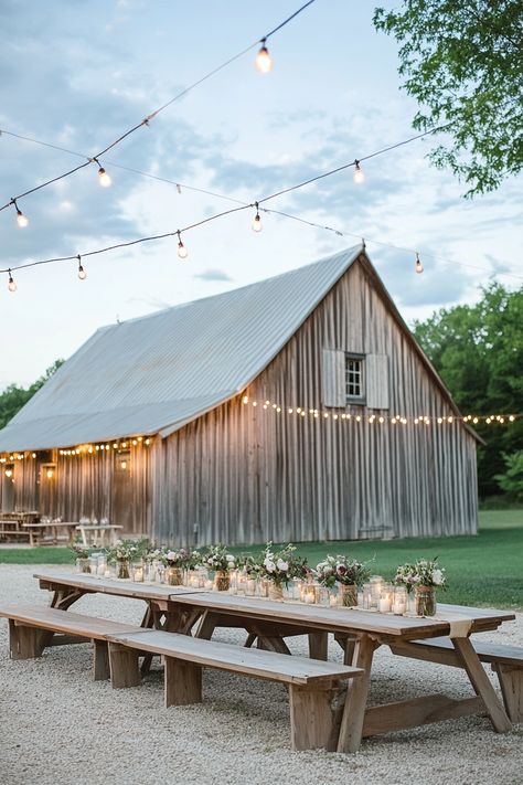 Farm Style Wedding Reception, Wedding Farm Ideas, Vintage Country Wedding Ideas, Wedding On Farm, Wedding Inspo Country, Backyard Barn Wedding, Hay Field Wedding, Classy Country Wedding, Spring Country Wedding