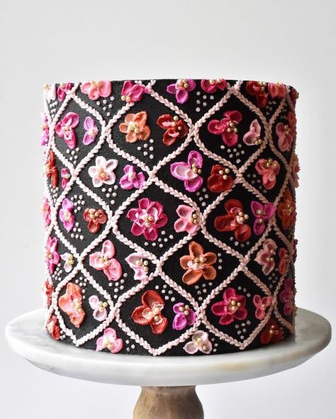 Holiday Baking, Cake Inspiration, Let Them Eat Cake, Party Planner, Cake Cookies, Eat Cake, Cake Designs, Cookie Decorating, Lattice