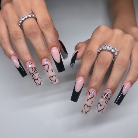 2002 Nails Design, Lowrider Nail Designs, Chicano Nails Designs, Simple Edgy Nails, Chola Nails Acrylic, Gangster Nails Designs, Cholo Nails, Old School Nails, Mafia Nails