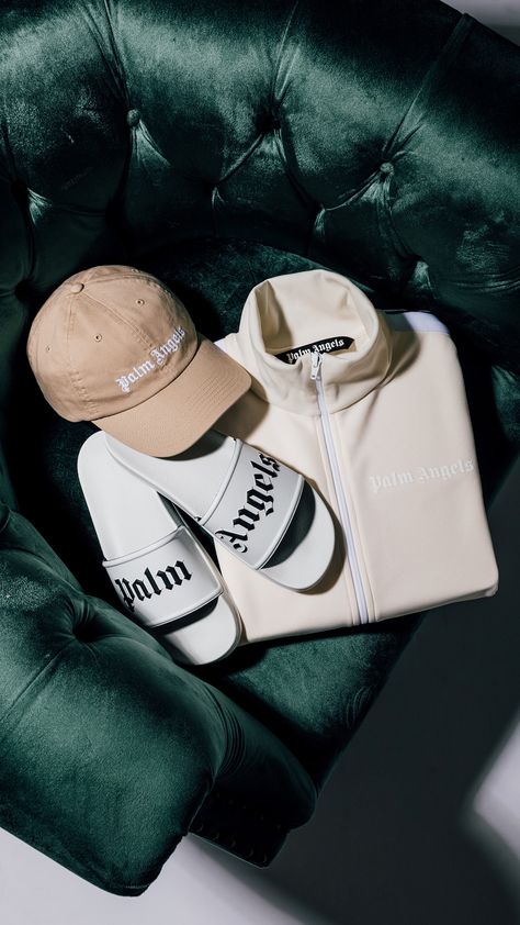 Palm Angels Aesthetic, Palm Angels Campaign, Palm Angles Hat, Palm Angels Hat, Palm Angles Top, Palm Angels Jeans, Angel Outfit, Angel Aesthetic, Palm Angels