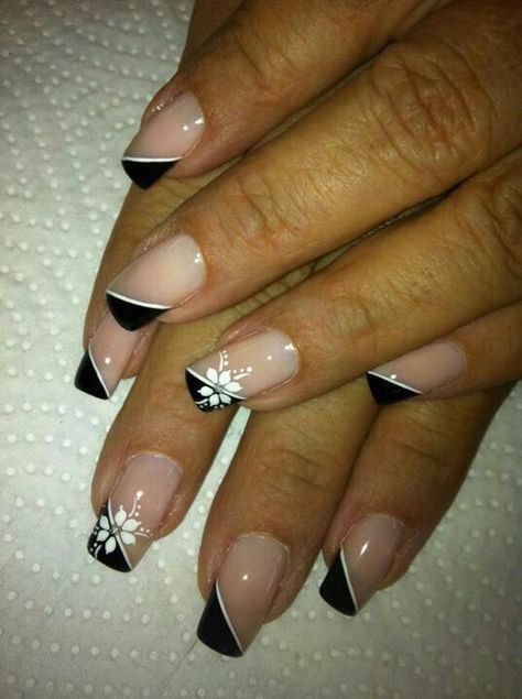 Jeanina Nails White French Tip, Nails White French, Black And White Designs, Fingernail Designs, White French Tip, French Nail Designs, Nails White, Super Nails, Nails French