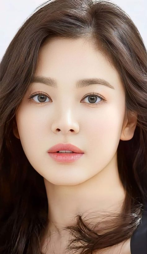 Song Hye Kyo Makeup, Kdrama Makeup, Wonyoung Makeup, Song Hye Kyo Style, Amber Eyes, Facial Aesthetics, Double Eyelid, Hye Kyo, Song Hye Kyo