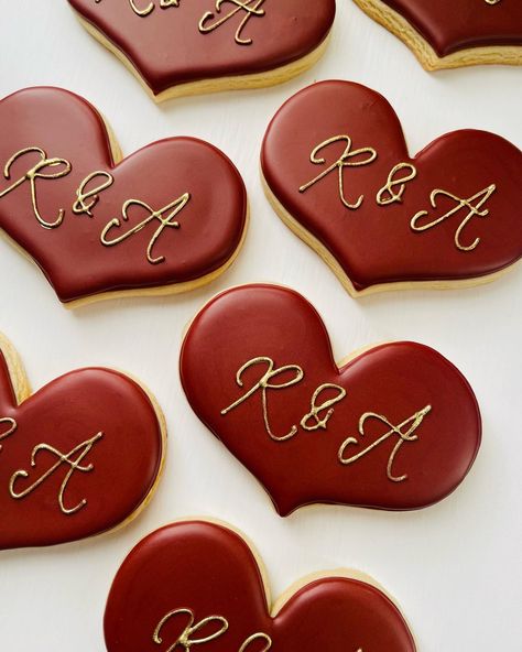 Red And Gold Engagement Party Ideas, Wedding Ideas Red And Gold, Red And White And Gold Wedding, Gold Red Wedding Theme, Burgundy Wedding Cookies, Red And Black Engagement Party, Ruby Anniversary Party Ideas Decoration, Red And Cream Wedding Theme, Red And Gold Wedding Decorations