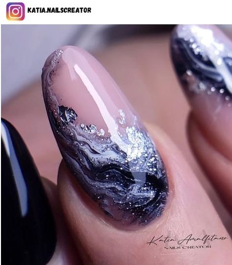 Marble Sparkle Nails, Black And White Marble Nails, Black Marble Nails, Dark Nail Designs, Black White Nails, Water Marble Nails, Marble Nail Designs, Marble Nail, Gothic Nails