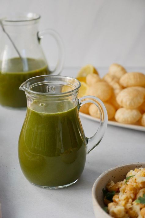 Pani Puri Water Recipes, Pani Puri Shots, Pani Puri Water, Sindhi Recipes, Appetizer Boards, Bengali Recipe, Pani Puri Recipe, Cold Snack, Food Dinners