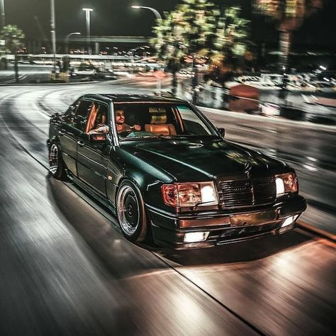 Mercedes E 500, Mercedes Benz Wallpaper, Mercedes Wallpaper, Old Mercedes, Mercedes Benz 190e, Mercedes 190, Mercedes Benz 190, Mercedes W124, مرسيدس بنز