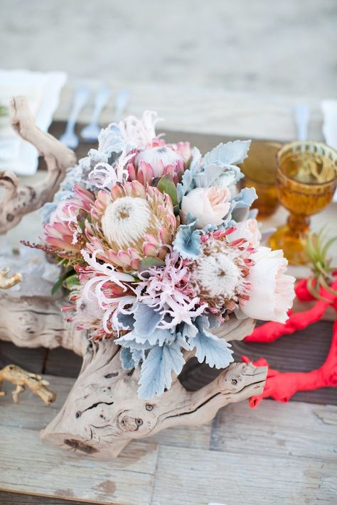 Beach Floral Arrangements, Moss Centerpieces, Driftwood Centerpiece, Protea Wedding, Summer Centerpieces, Beach Floral, Santa Fe Wedding, Beach Wedding Decorations, Floral Party