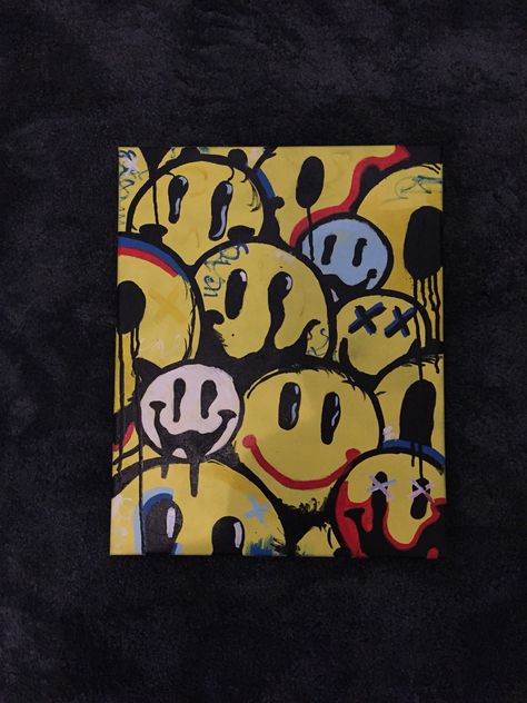 Smiley Face Painting, Face Painting Art, Aesthetic Smiley Face, Mini Tela, Trippy Drawings, Drawing Ideas Easy, Trippy Painting, Hippie Painting, Art Appliqué