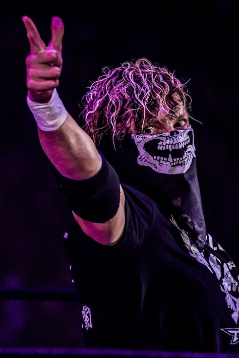 Bullet Club, Japan Pro Wrestling, Kenny Omega, Wwe Wallpapers, Wrestling Superstars, Wrestling Wwe, Anime Dragon Ball Super, Professional Wrestling, Grappling