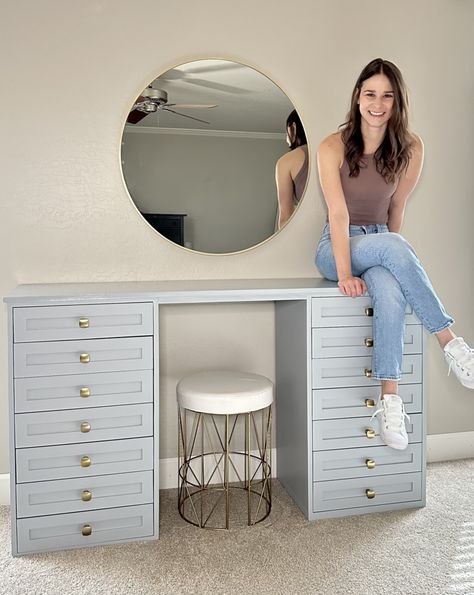 Diy Corner Vanity Make Up, Ikea Alex Shelf Hack, Make Up Storage Drawers, Diy Makeup Vanity With Storage, Small Bathroom Makeup Vanity Ideas, Diy Hair And Makeup Station, Ikea Desk And Vanity Ideas, Makeup Table Ikea Hack, Build Your Own Vanity Makeup