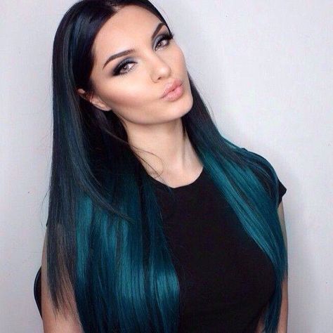 peacock blue ombre-love the color but too high maintenance Grey Balayage, Kylie Hair, Blue Ombre Hair, Black Roots, Teal Hair, At Home Hair Color, Ombre Hair Color, Dye My Hair, Grunge Hair