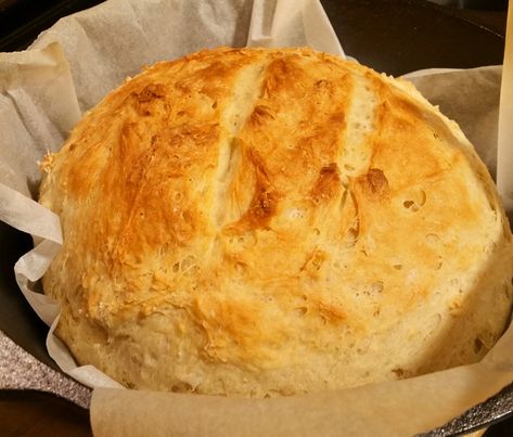 No Knead Bread: Bread Mix in a Jar Bread Mix In A Jar, Southern Cornbread Dressing, Cornbread Dressing Recipe, Bread Gifts, Mix In A Jar, Creamy Tomato Basil Soup, Cornbread Dressing Southern, Knead Bread Recipe, Southern Cornbread