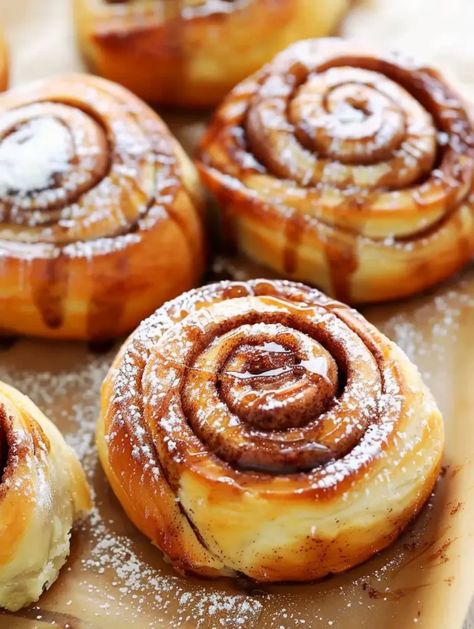 Cottage Cheese Cinnamon Rolls, Cheese Cinnamon Rolls, Low Calorie Pancakes, Cottage Cheese Recipes Healthy, Cinnamon Roll Muffins, Cottage Cheese Pancakes, Midday Snack, Cottage Cheese Recipes, Cheese Pumpkin