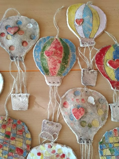 Clay Elementary Projects, Preschool Ceramic Projects, Earth Day Clay Projects, One Day Clay Projects Elementary, Clay For Kindergarten, Air Dry Clay Elementary Art Project, Elementary Ceramic Projects, Kindergarten Clay Art Projects, Ceramic Projects For Kids