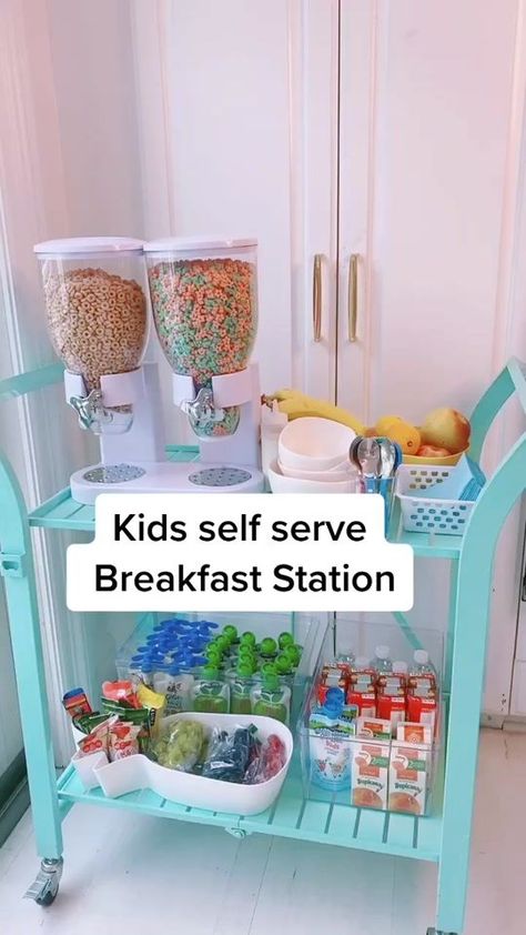 Self Serve Breakfast Station, Shannon Doherty, Breakfast Station, Snack Station, Baby Life Hacks, Kid Hacks, Self Serve, Mom Hacks, Home Organization Hacks