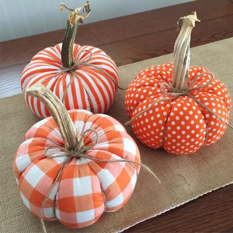 Ideas To Paint Pumpkins, Pumpkin Painting Ideas For Kids, Paint Pumpkins, No Carve Pumpkin Decorating, Fall Pumpkin Crafts, Pumpkin Decorating Ideas, Pumpkin Painting Ideas, Fall Sewing, Ideas To Paint