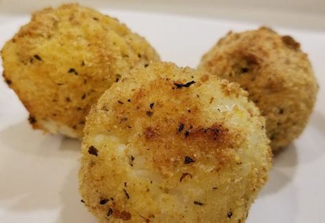 Rice Balls Air Fryer, Fried Rice Balls, Ibd Diet, Arancini Recipe, Stuffing Balls, Italian Rice, Vegan Rice, Rice Ball, Turkey Sausage