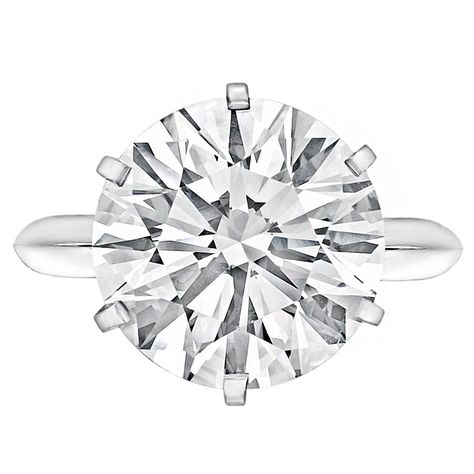 cute ring photo Ring Inspo, Cheap Engagement Rings, Cute Engagement Rings, Round Diamond Ring, Gorgeous Engagement Ring, Classic Engagement Rings, Shine Bright Like A Diamond, Ring Ideas, Diamond Star