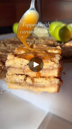 Apple Bar Recipes, Blondie Dessert, Caramel Apple Bars, Bigger Bolder Baking, Apple Crisp Easy, Apple Bars, Apple Dessert, Apple Dessert Recipes, Shortbread Crust