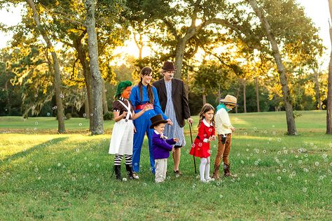 Willy Wonka Family Costumes, Oompa Loompa Halloween, Halloween Family Costumes, Wonka Costume, Willy Wonka Costume, Yellow Button Up Shirt, Charlie And The Chocolate Factory, Oompa Loompa, Pirate Halloween