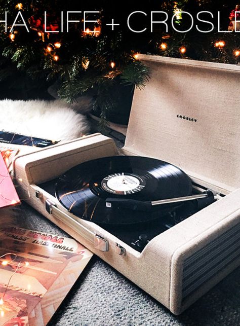 DIY Velour & Crystal Headband - Honestly WTF Christmas Records, Christmas Radio, Environment Photo, Crosley Radio, 12 Days Of Xmas, Welsh Blanket, Turn Table Vinyl, Yule Ball, Modern Christmas Decor