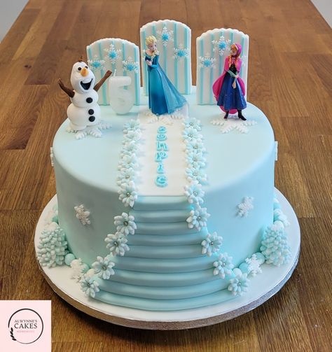 Elsa Torte, Decor Tort, Frozen Theme Cake, Bolo Frozen, Frozen Birthday Cake, Cake Inspo, Frozen Theme, Frozen Cake, Theme Cake