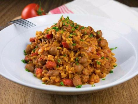 Austrian Reisfleisch veganised - comforting rice and beans :: Exceedingly vegan Austrian Dishes, Mains Recipes, French Caribbean, German Dishes, Vegan French, Austrian Recipes, Rice And Beans, Easy Vegan Dinner, Croatian Recipes