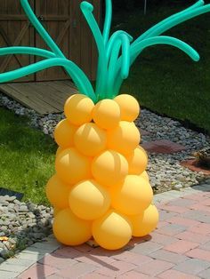 Spongebob Party Ideas on Pinterest | Spongebob Birthday Party ... Party Background Ideas, Pineapple Balloon, Spongebob Face, Spongebob Birthday Party Decorations, Pineapple Balloons, Spongebob Theme, Bob Sponge, Pineapple Birthday Party, Spongebob Birthday Party