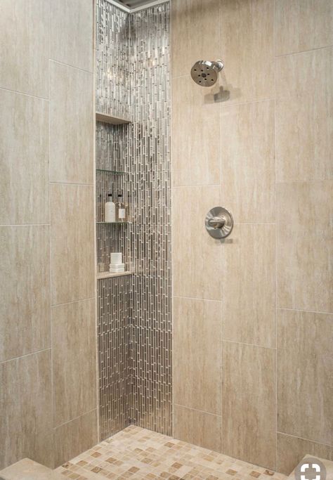 Honeysuckle House, Small Bathroom Tile Ideas, Patterned Bathroom Tiles, Moms Kitchen, Toilette Design, Small Bathroom Tiles, Modern Small Bathrooms, Bathroom Beach, Shower Wall Tile