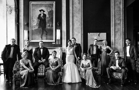 Wedding Group Poses, Wedding Group Photos, Royal Family Portrait, Portrait Posing, Royal Family Pictures, Group Portrait, Glam Wedding Makeup, Family Wedding Photos, Family Picture Poses