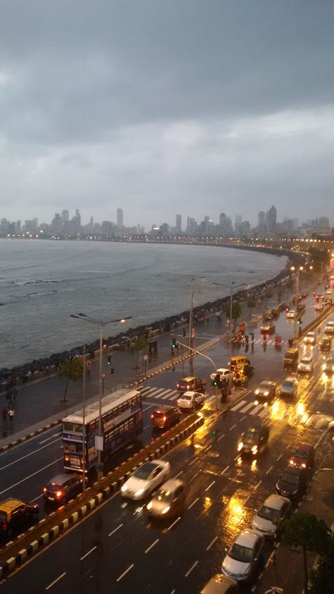 Mumbai Wallpaper Iphone, Rainy Mumbai, Bombay Aesthetic, Monsoon Aesthetic, Mumbai Photos, Aesthetic Mumbai, Mumbai Monsoon, Mumbai Aesthetic, Marine Drive Mumbai