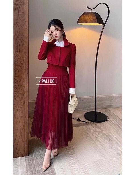 Unique Wedding Dresses, Marriage Party, Fall Wedding Guest, Elegant Dresses Classy, Woman Suit Fashion, Mode Casual, Classy Dress Outfits, Classy Casual Outfits, Best Outfits