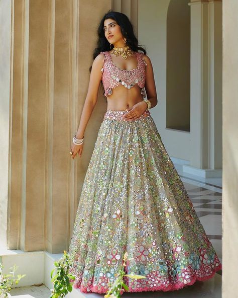 Lehenga Wedding Bridal, Trendy Lehenga, Abhinav Mishra, Lehenga For Women, Mehndi Outfit, Mirror Work Lehenga, Simple Lehenga, Wedding Couture, Indian Bridal Photos