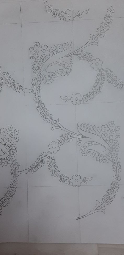 Jal Design, Henna Designs Drawing, Diy Belt For Dresses, Design Pattern Art, Flower Drawing Design, Hand Painted Sarees, Geometric Drawing, Border Embroidery Designs, Textile Pattern Design