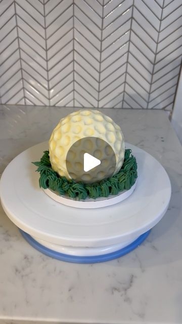 162 likes, 6 comments - sweetable_creations on October 1, 2023: "Let’s make a golfball smash cake together ⛳️". Masters Golf Birthday Cake, Golf Smash Cake Baby Boy, Golf Ball Smash Cake, Golf Smash Cake, Golf Ball Cake, Golf Birthday Cakes, Golf Cake, Masters Golf, Golf Birthday