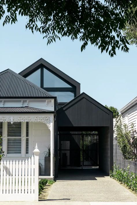 Cladding House Exterior, Axon Cladding, Red Brick Exteriors, Street Appeal, Modern Heritage, Front Facade, James Hardie, Heritage House, New House Plans