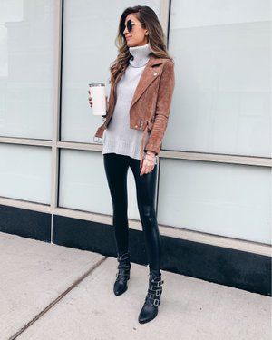 Leather Leggings Outfit Casual, Leggings Outfit Dressy, Black Leather Leggings Outfit, Grey Leggings Outfit, Outfits Leggins, Faux Leather Leggings Outfit, Leggings Outfit Casual, Leather Leggings Outfit, Pleather Leggings