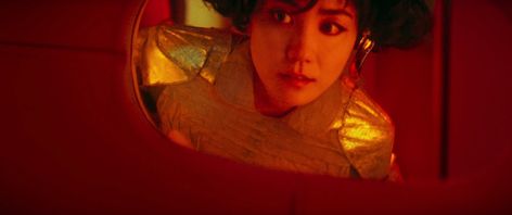 2046 Wong Kar Wai, Christopher Doyle, Wong Kar Wai, Faye Wong, Split Complementary, Color Theory, Cinematography, Storytelling, Cool Pictures