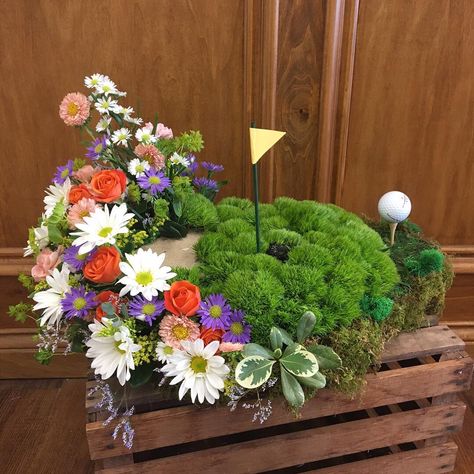 #golf #floralcreation #floralputtinggreen #cincinnatiflorist #florist #golfarrangement #lutzflowers #lutz #flowers #golftheme Golf Themed Floral Arrangements, Golf Themed Flower Arrangements, Themed Floral Arrangements, Golf Theme, Floral Ideas, Golf Balls, Floral Arrangement, Flower Arrangement, 50th Birthday