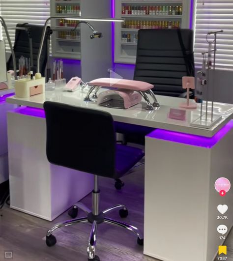 Black Nail Tech Room, Nail Tech Desk Ideas, Nail Setup At Home, Home Based Nail Tech Room, Private Nail Studio, Nail Room Aesthetic, Black Nail Room, Nail Tech Set Up At Home, Nail Tech Aesthetic Room