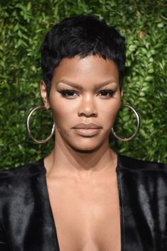 Celebrity Short Hair, Best Short Hairstyles, Hairstyles And Haircuts, Teyana Taylor, Short Sassy Hair, Sassy Hair, Short Black Hairstyles, Short Pixie Haircuts, Short Pixie Cut